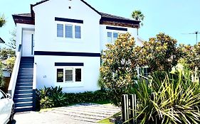 Manly Beach Family Retreat Plus Rare Onsite Parking